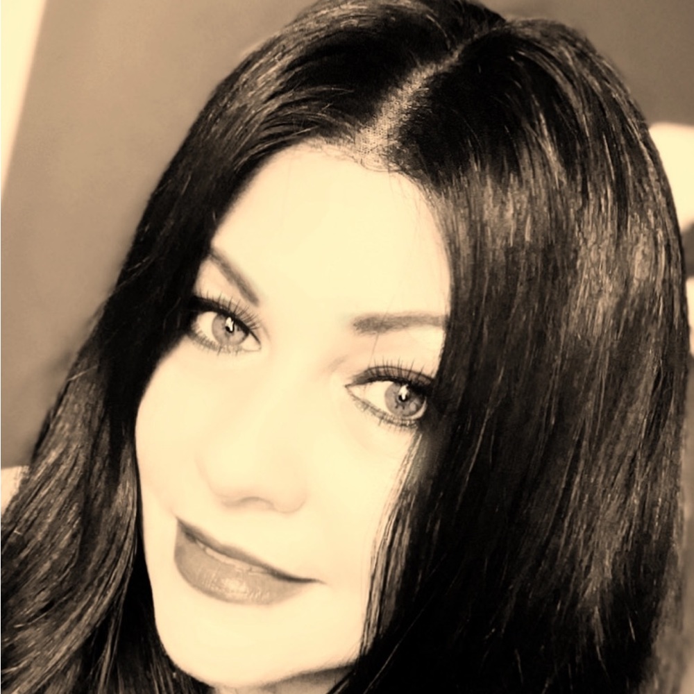 Meet your Posher, Marisol